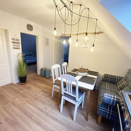 Ferien Im Wangerland Ferienwohnung Leuchtturm Minsen Schillig Hund Pool Sauna Norderaltendeich Bagian luar foto