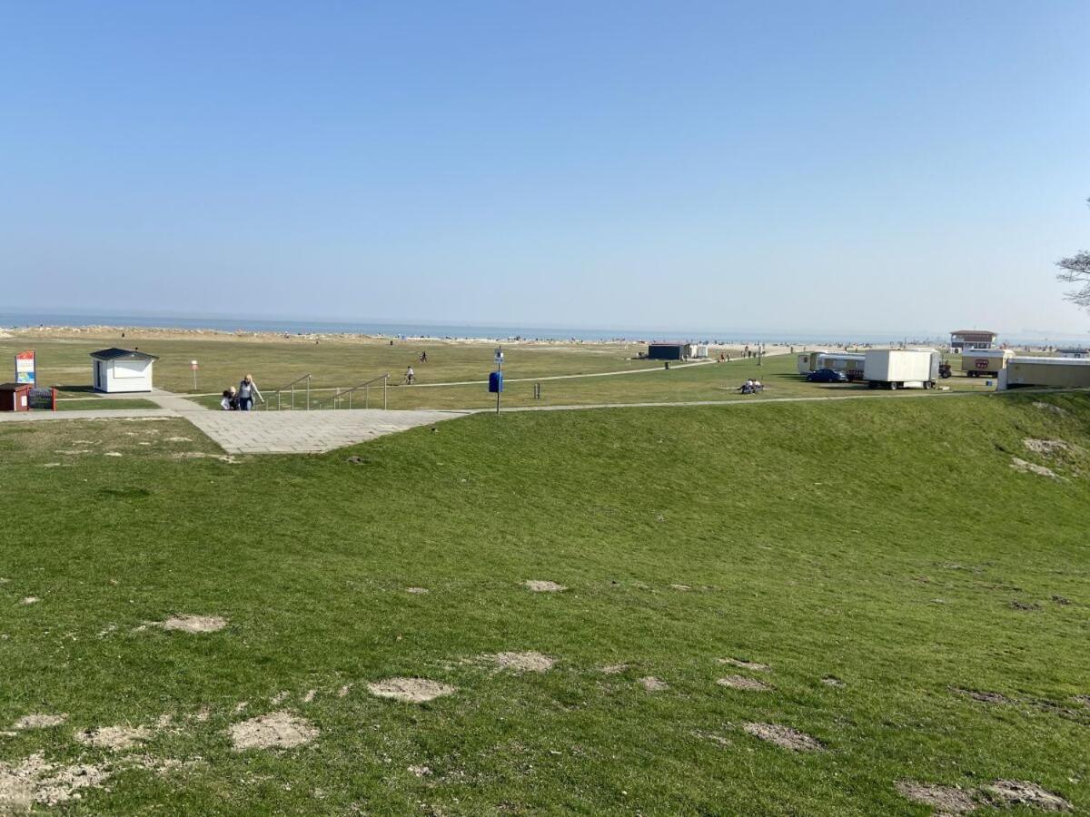 Ferien Im Wangerland Ferienwohnung Leuchtturm Minsen Schillig Hund Pool Sauna Norderaltendeich Bagian luar foto