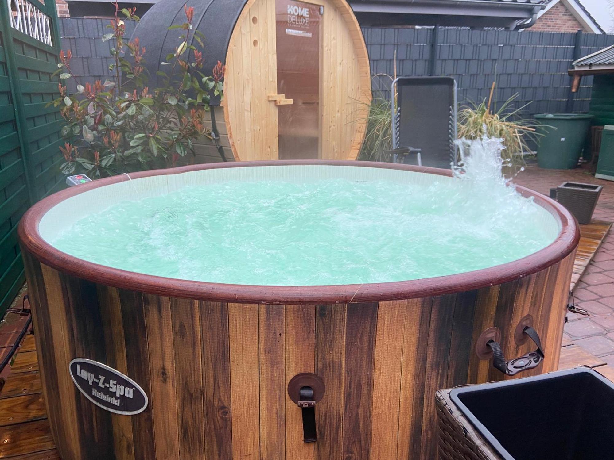 Ferien Im Wangerland Ferienwohnung Leuchtturm Minsen Schillig Hund Pool Sauna Norderaltendeich Bagian luar foto