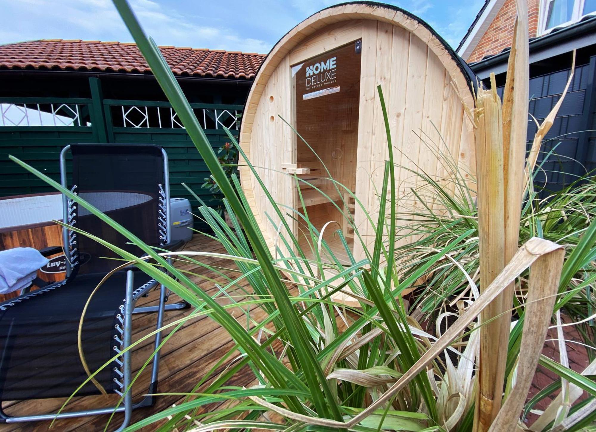 Ferien Im Wangerland Ferienwohnung Leuchtturm Minsen Schillig Hund Pool Sauna Norderaltendeich Bagian luar foto