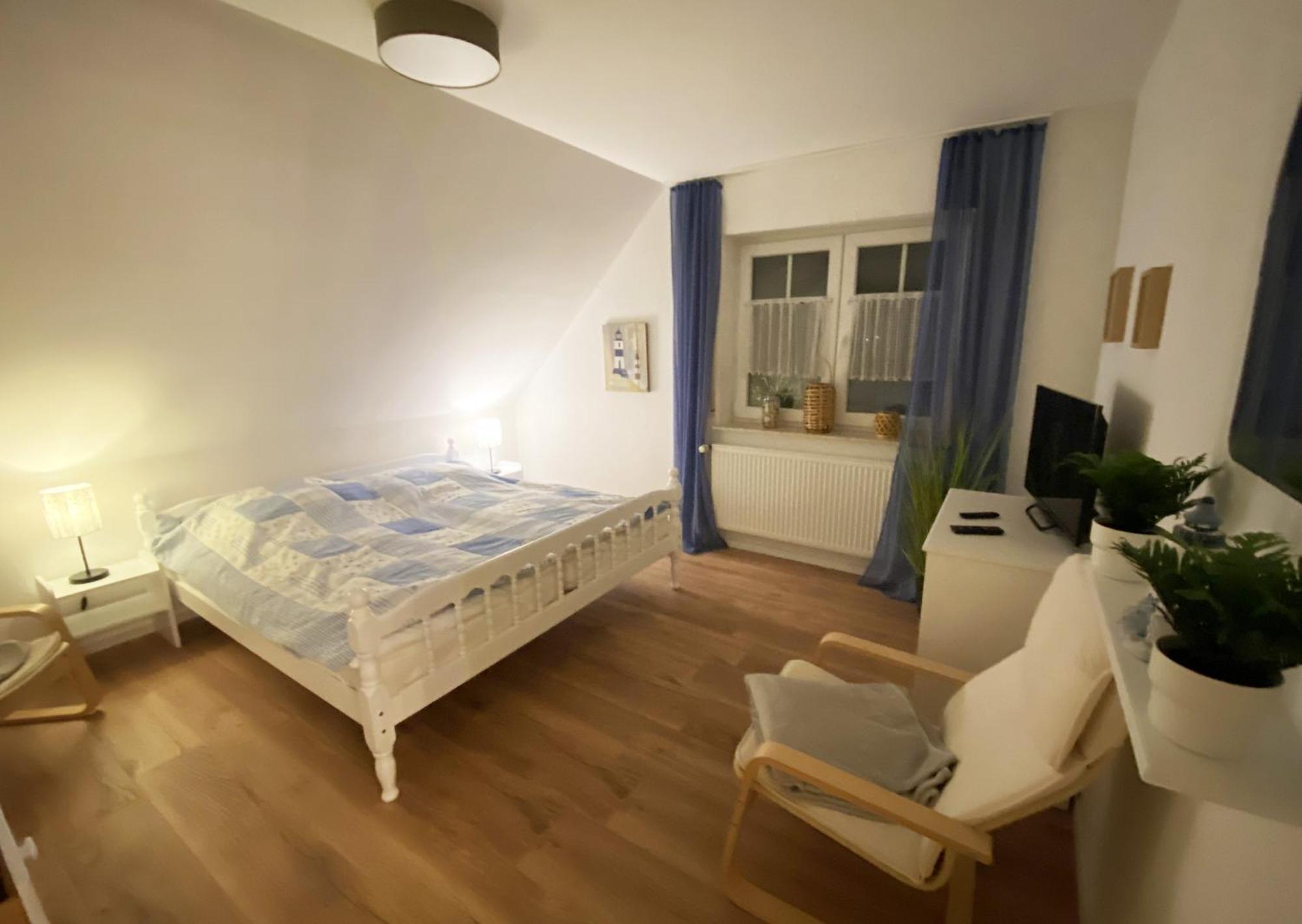 Ferien Im Wangerland Ferienwohnung Leuchtturm Minsen Schillig Hund Pool Sauna Norderaltendeich Bagian luar foto